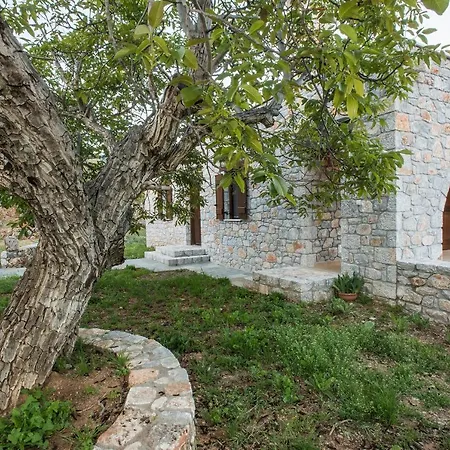 Holiday home Aradena Traditional House 4