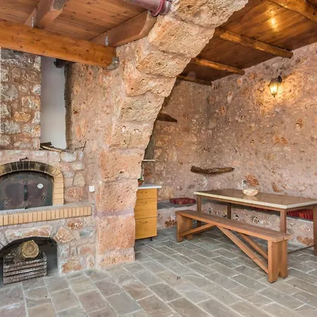 Aradena Traditional House 4 * Aradhaina